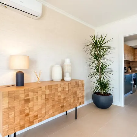 בית נופש Maya Luxurious House With Pool By Lovelystay Senhora da Luz