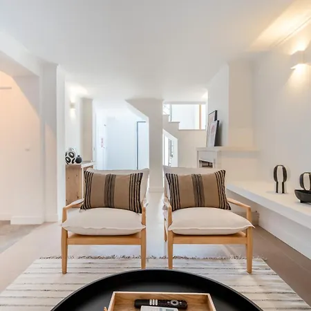 Feriehus Maya Luxurious House With Pool By Lovelystay *