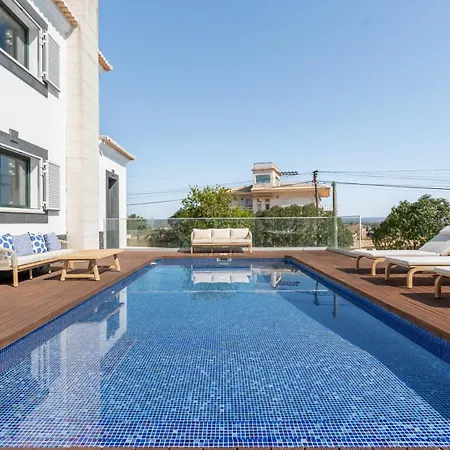 Maya Luxurious House With Pool By Lovelystay Feriehus *