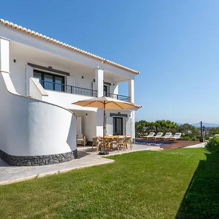 Maya Luxurious House With Pool By Lovelystay Feriehus *