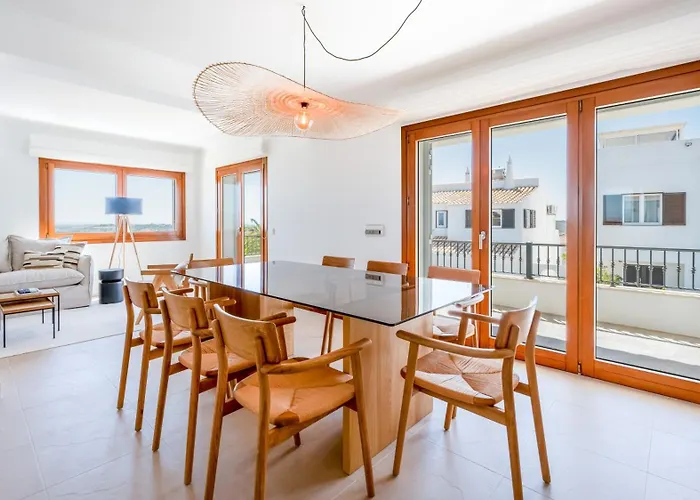 Semesterbostad Maya Luxurious House With Pool By Lovelystay Luz