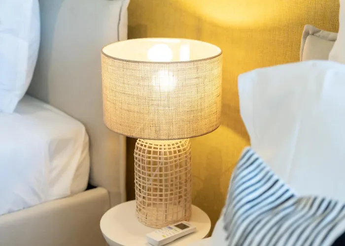 Maya Luxurious House With Pool By Lovelystay Luz