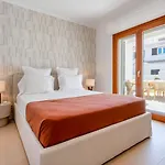 Maya Luxurious House With Pool By Lovelystay *