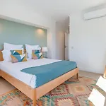 Feriehus Maya Luxurious House With Pool By Lovelystay *
