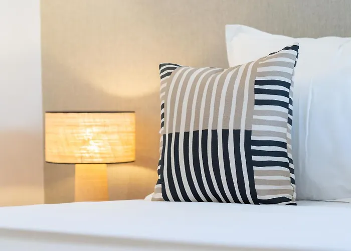 Hébergement de vacances Maya Luxurious House With Pool By Lovelystay *
